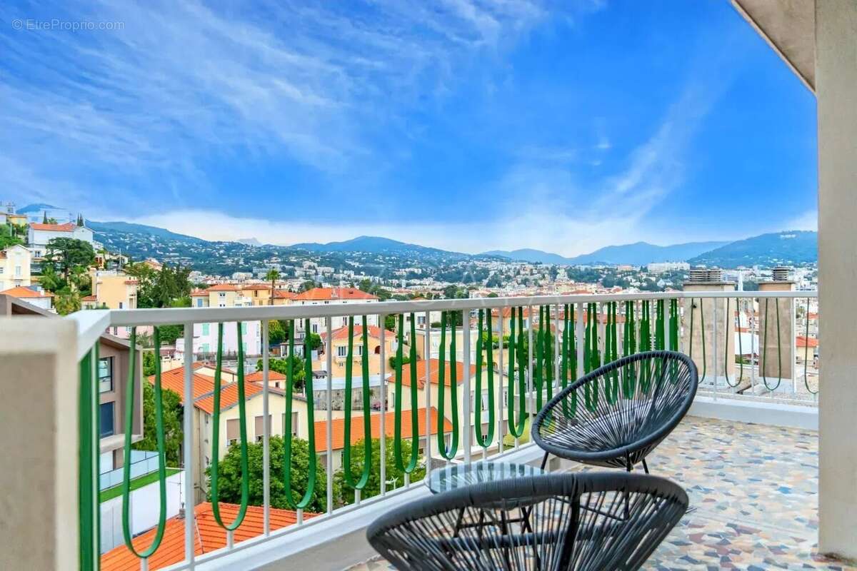 Bas du Parc Impérial / Piol – Dernier étage , 4 pièces rénové avec terrasses et vue mer - photo 12