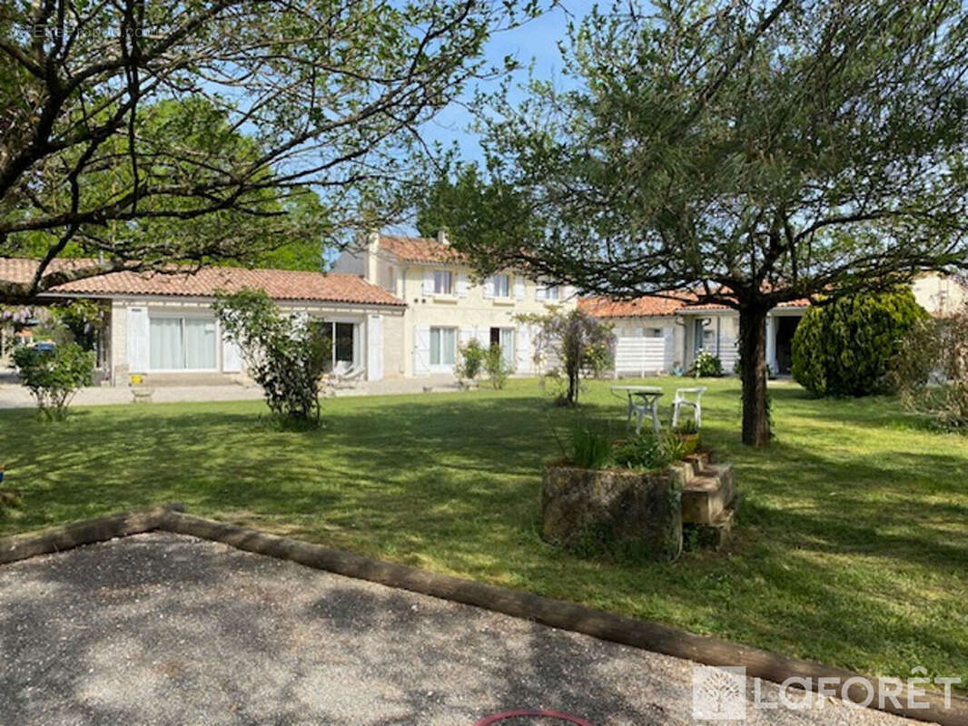 Maison à COURCOURY
