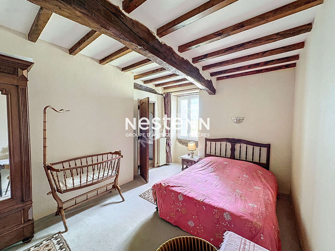 Maison à SEISSAN