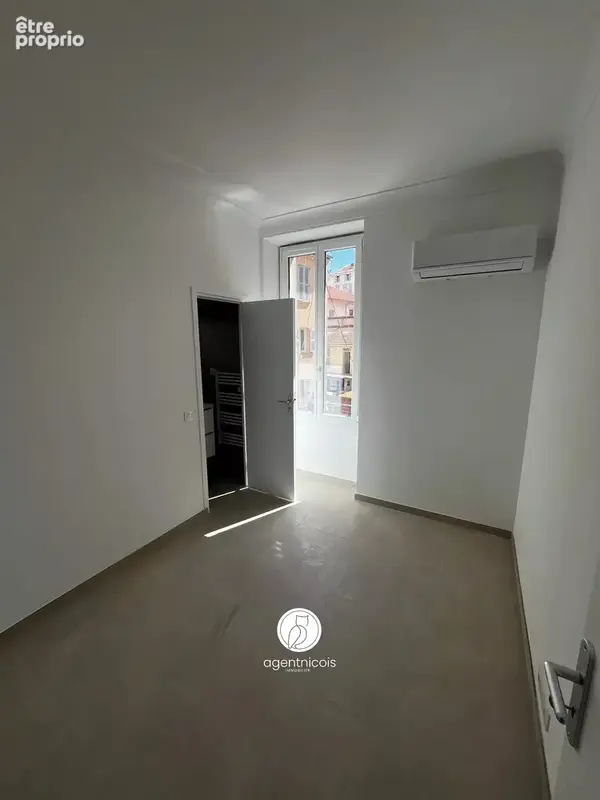 Cannes // centre ville : 3 pièces / vendu loué / très bon état / climatisé / balcon / bd carnot - photo 7