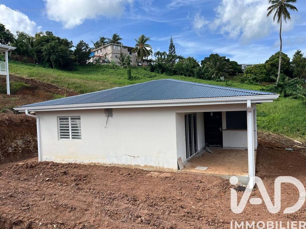 Photo 1 - Maison à RIVIERE-SALEE