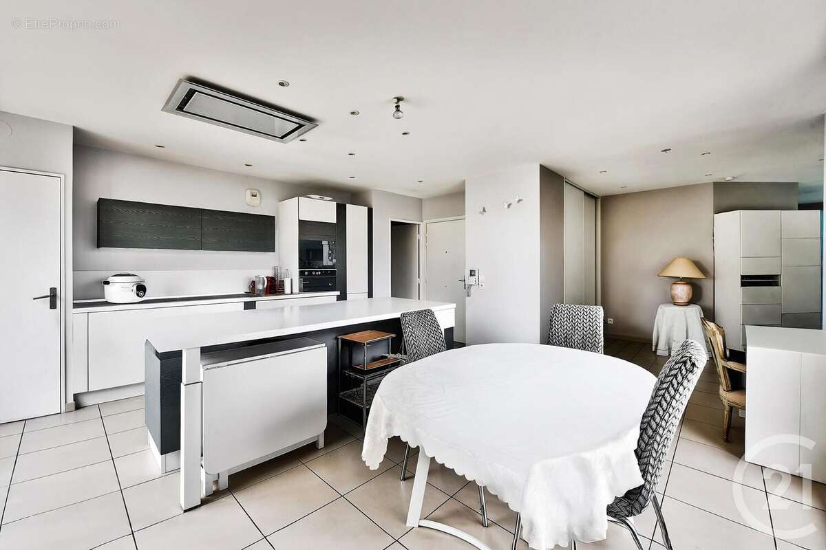 Appartement à SAINT-MAURICE-DE-BEYNOST