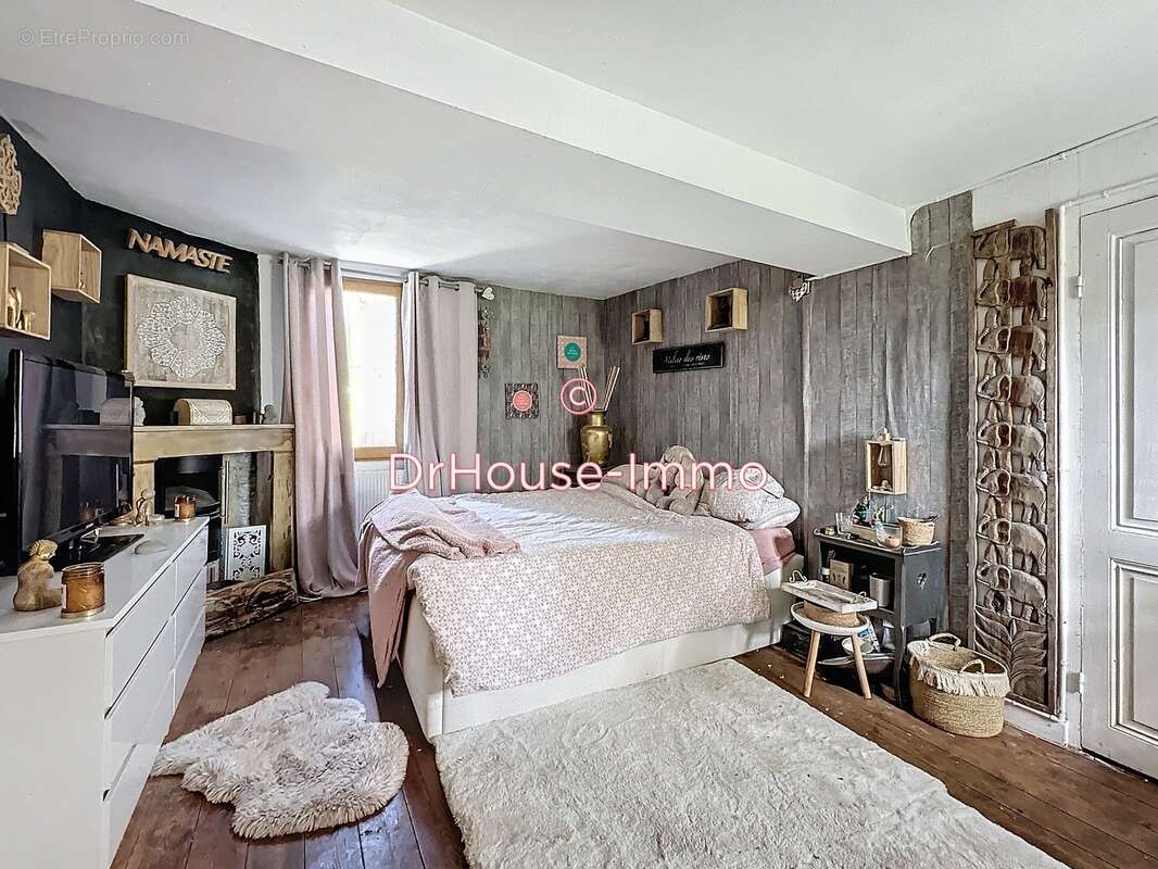 Maison à LAMONZIE-SAINT-MARTIN