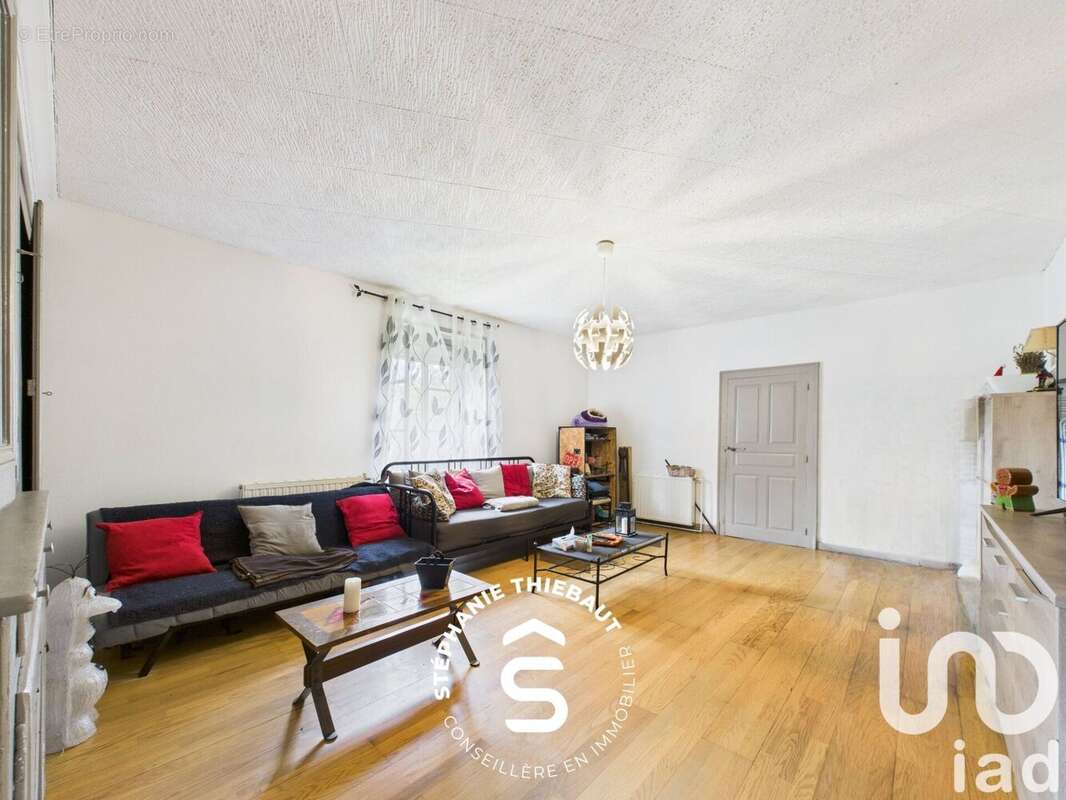 Photo 4 - Maison à GRUEY-LES-SURANCE