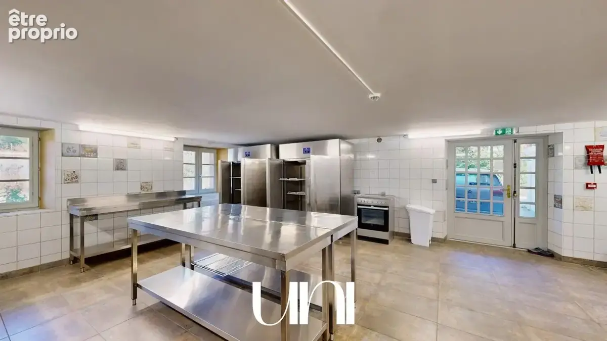 Villa de 780 m2 avec salle de réception, chambres d'hôtes - GRANVILLE - photo 23