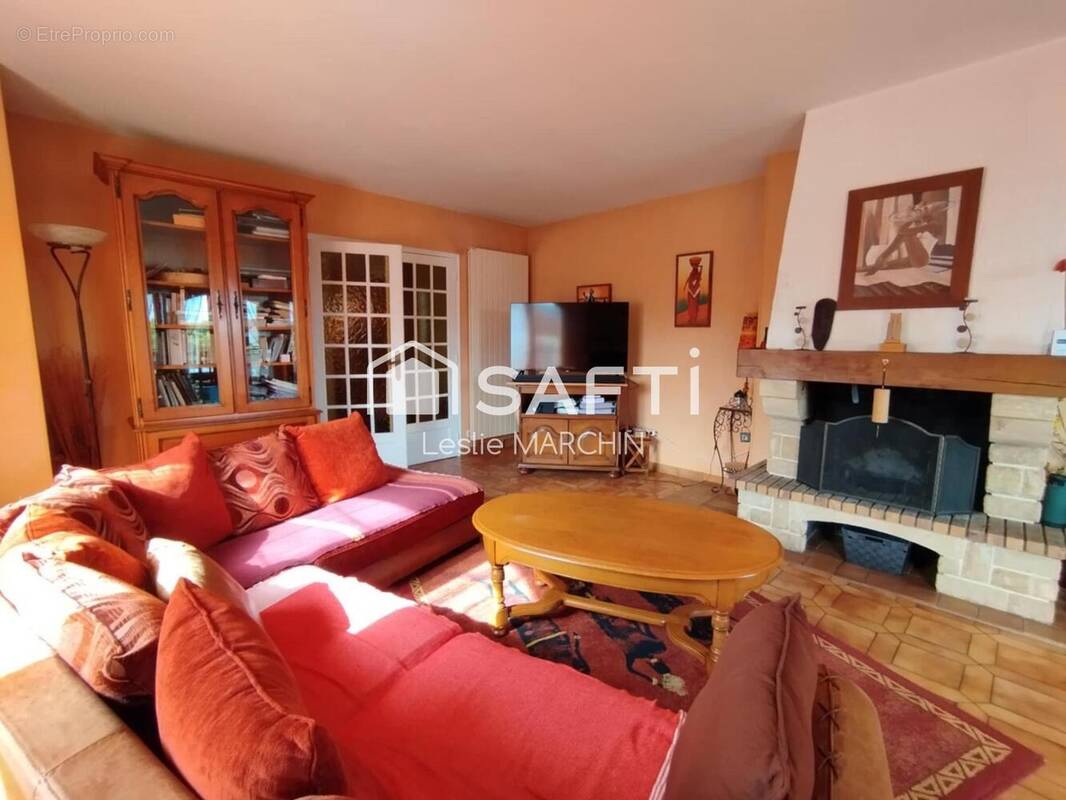 Photo 1 - Maison à VARENNES-SUR-SEINE