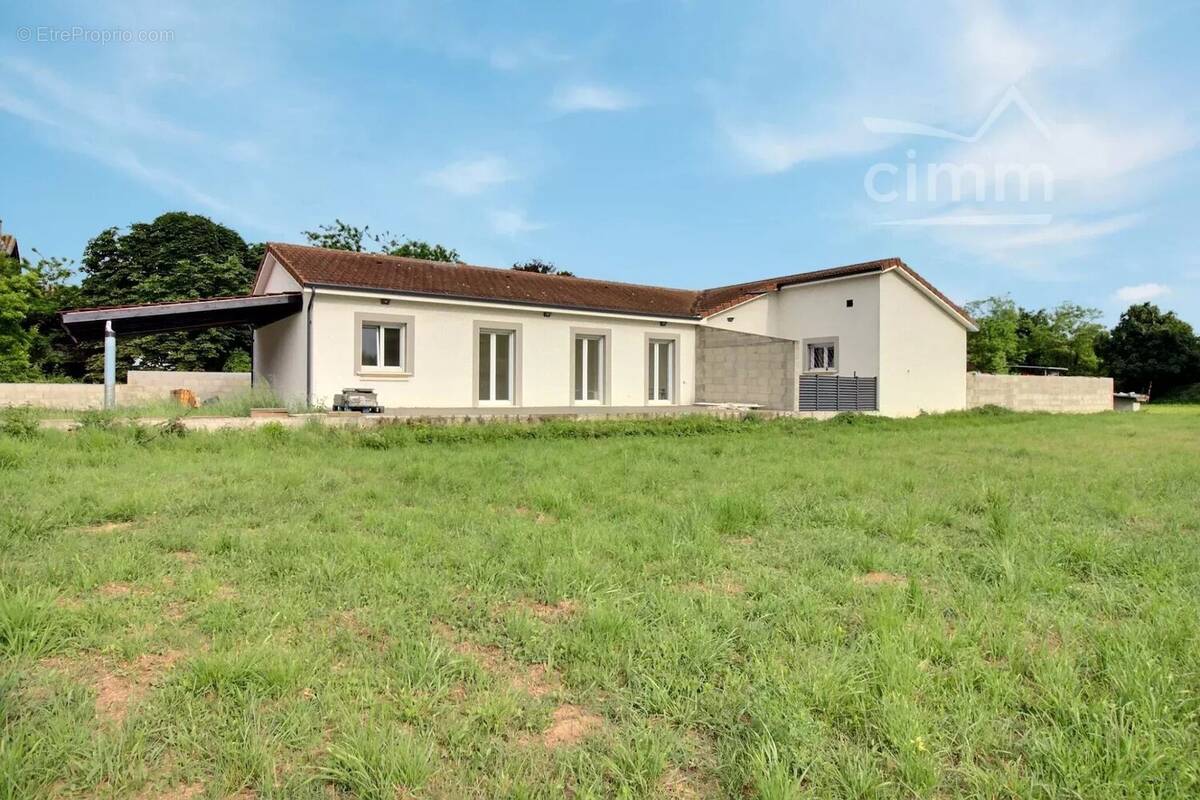 Appartement à ALBON