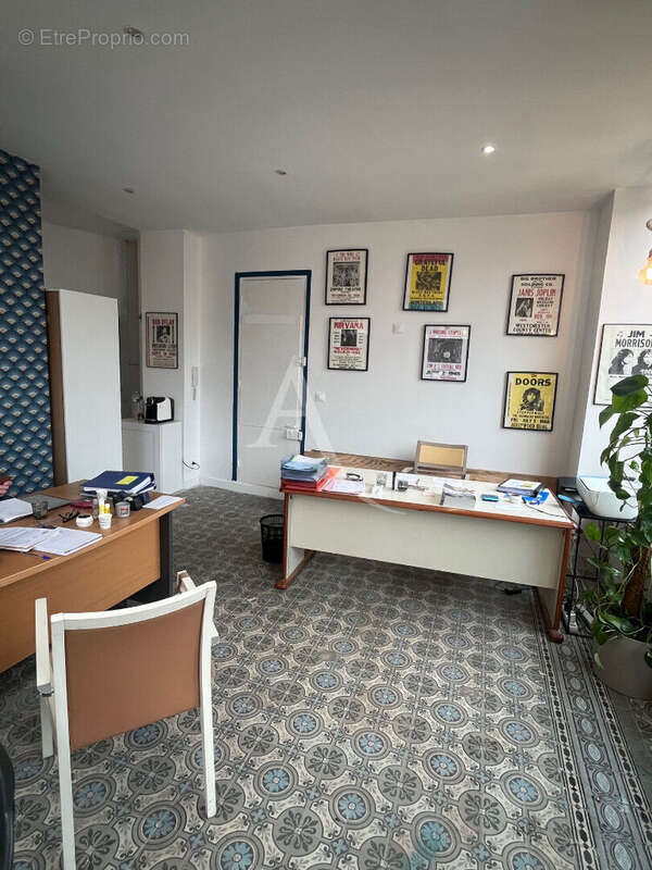 Commerce à VIROFLAY