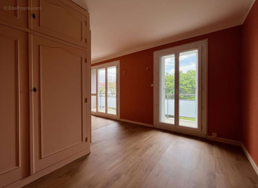 Appartement à GRIGNY