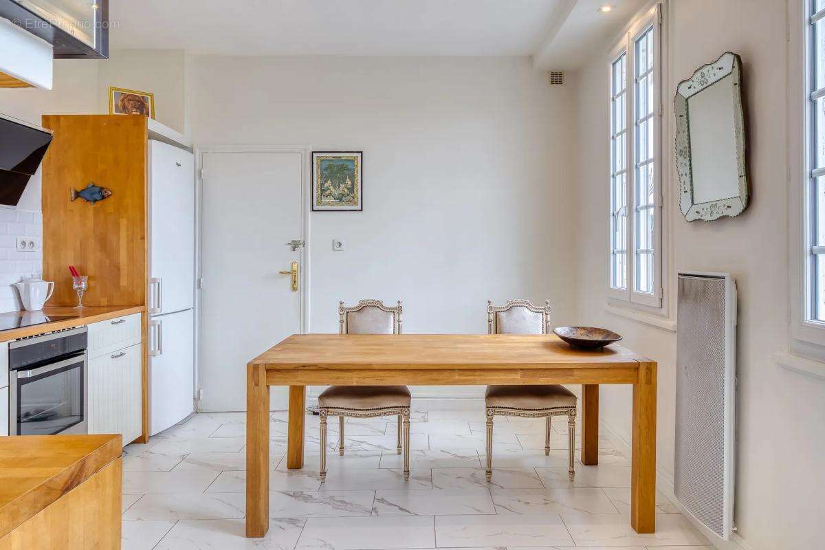 Maison à MANNEVILLE-SUR-RISLE