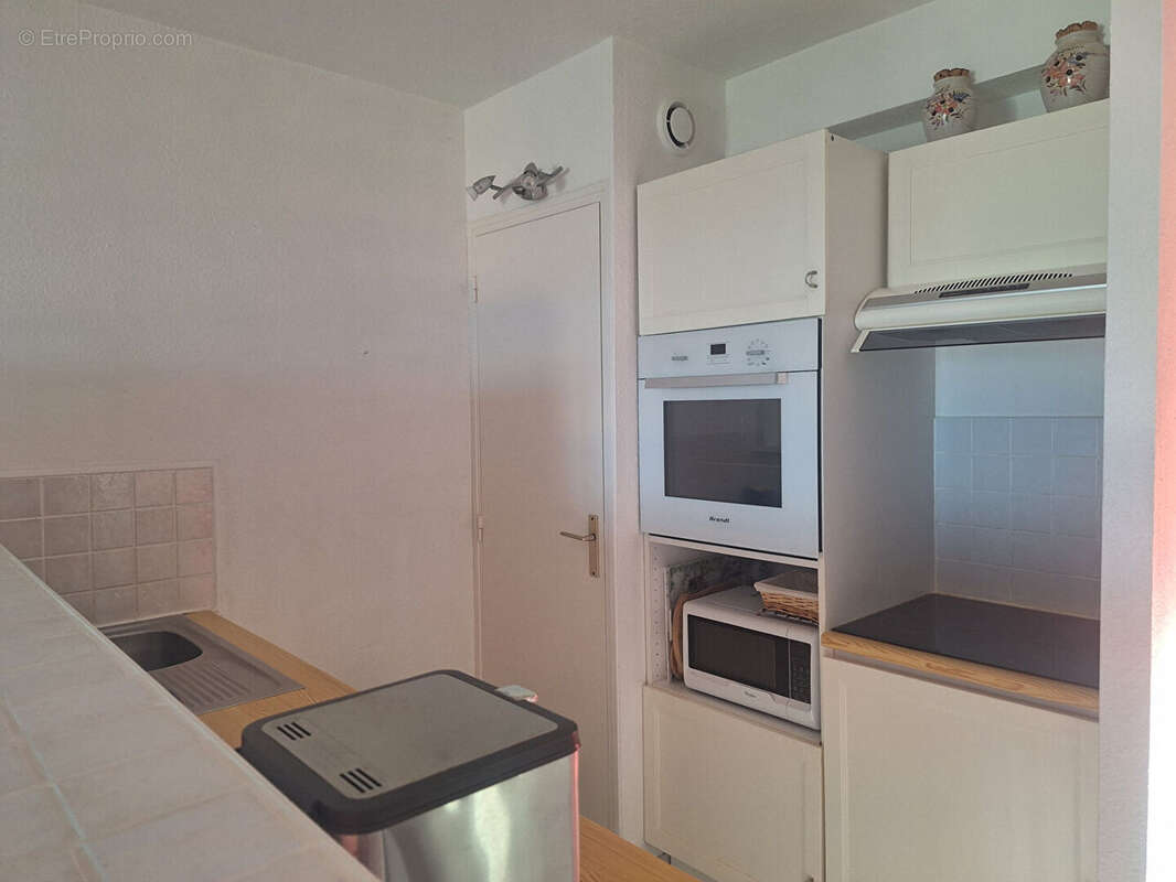T2 à vendre vue mer à Porticcio - Résidence avec piscine et tennis - photo 5
