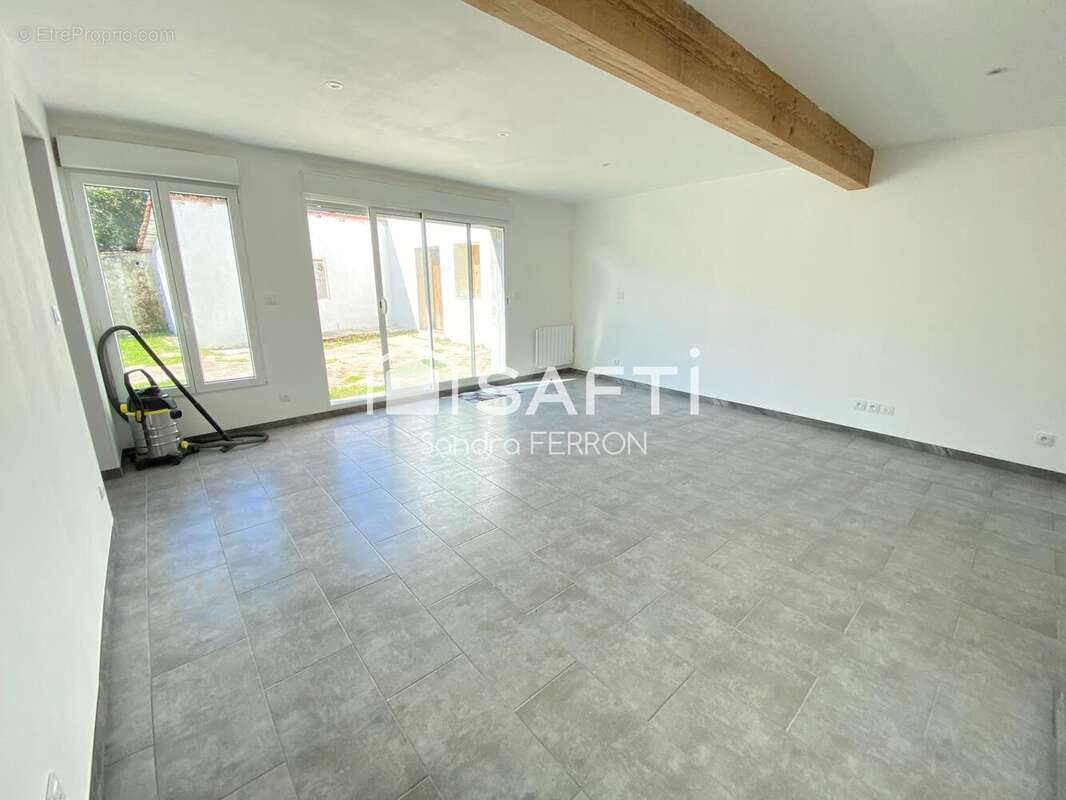 Maison 130 m² à Le Seure  - photo 2
