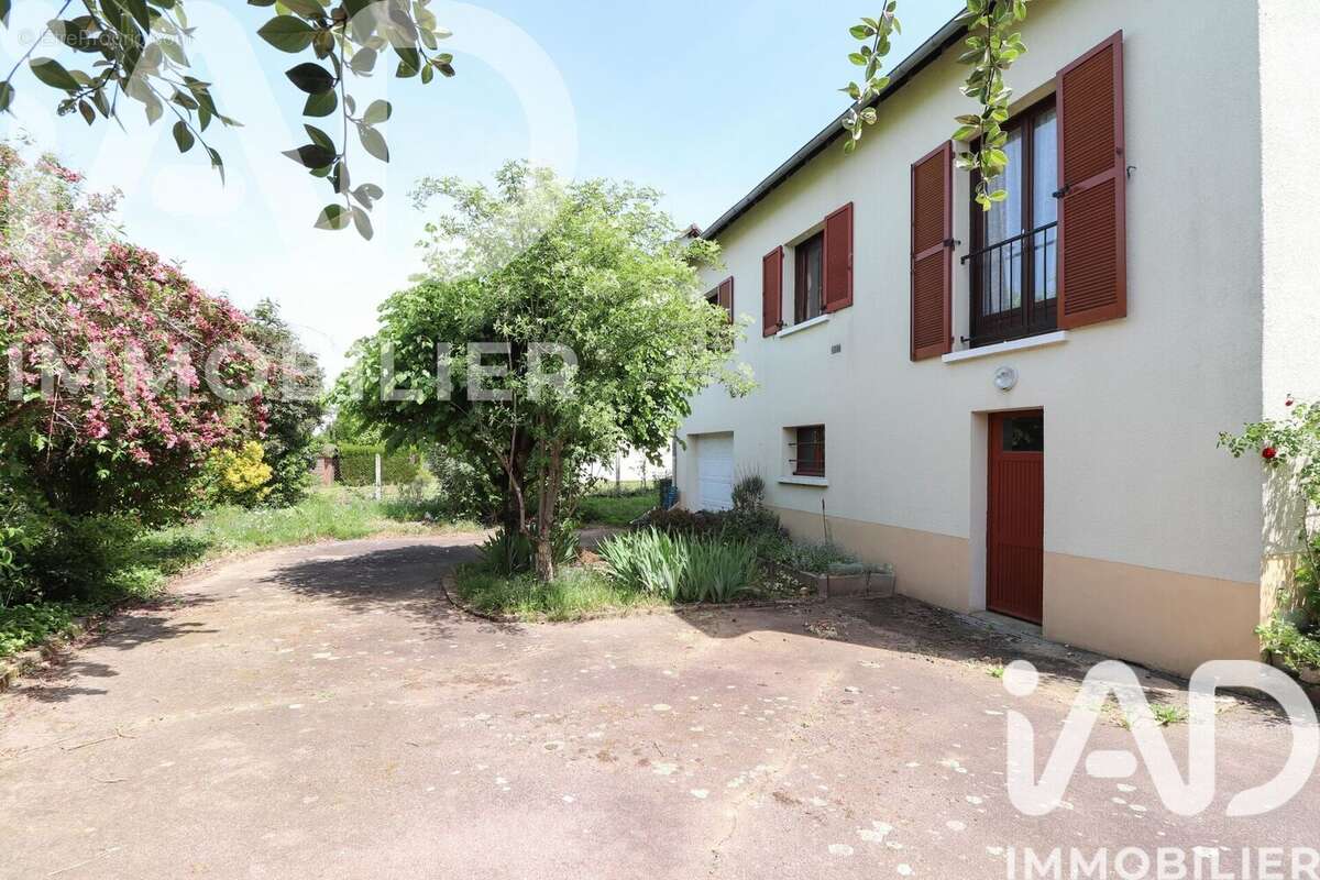 Maison 94 m² à Panazol  - photo 6