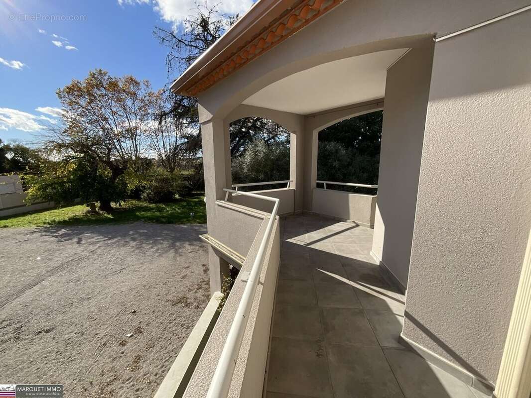 Appartement à BOUJAN-SUR-LIBRON