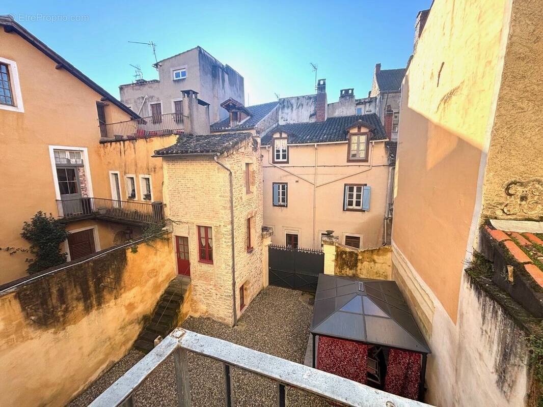 Appartement à CAHORS