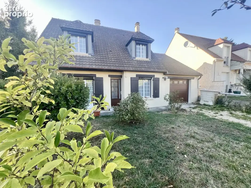 Maison 5 pièces 125 m² à vendre à Coupvray (77700) - photo 2