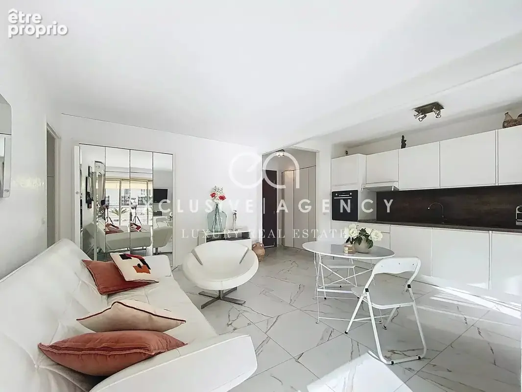 Cannes Banane 2 pièces de 45m² ouvrant sur une profonde terrasse - photo 4
