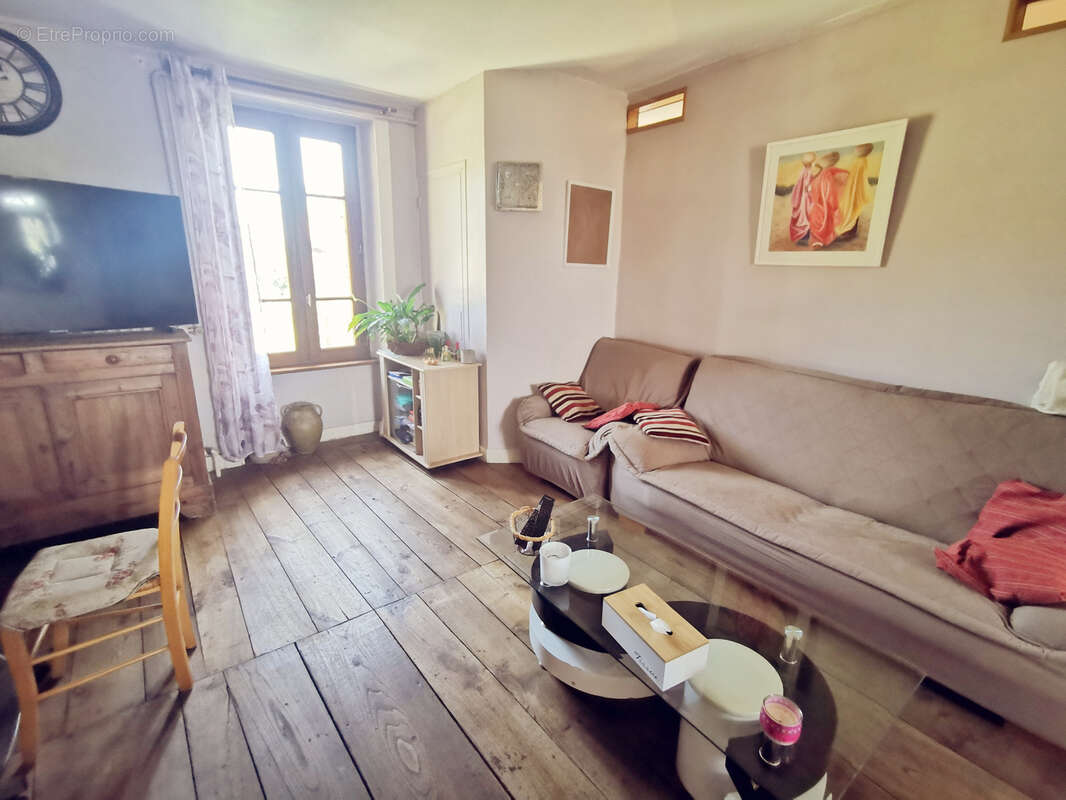 Maison à LES CARS