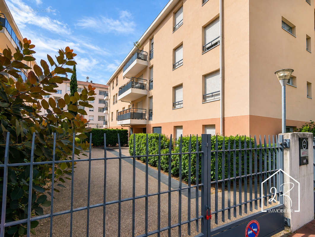 Appartement à LYON-8E