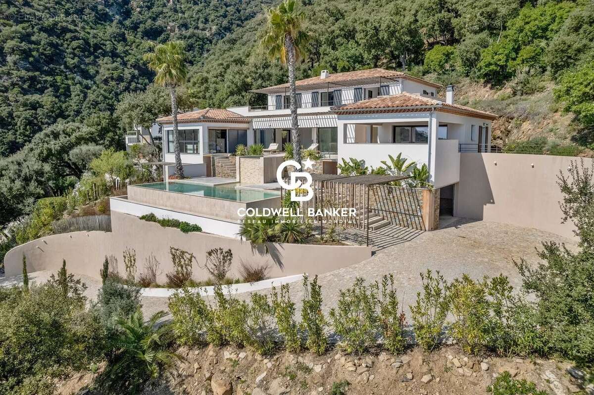 Maison à CAVALAIRE-SUR-MER