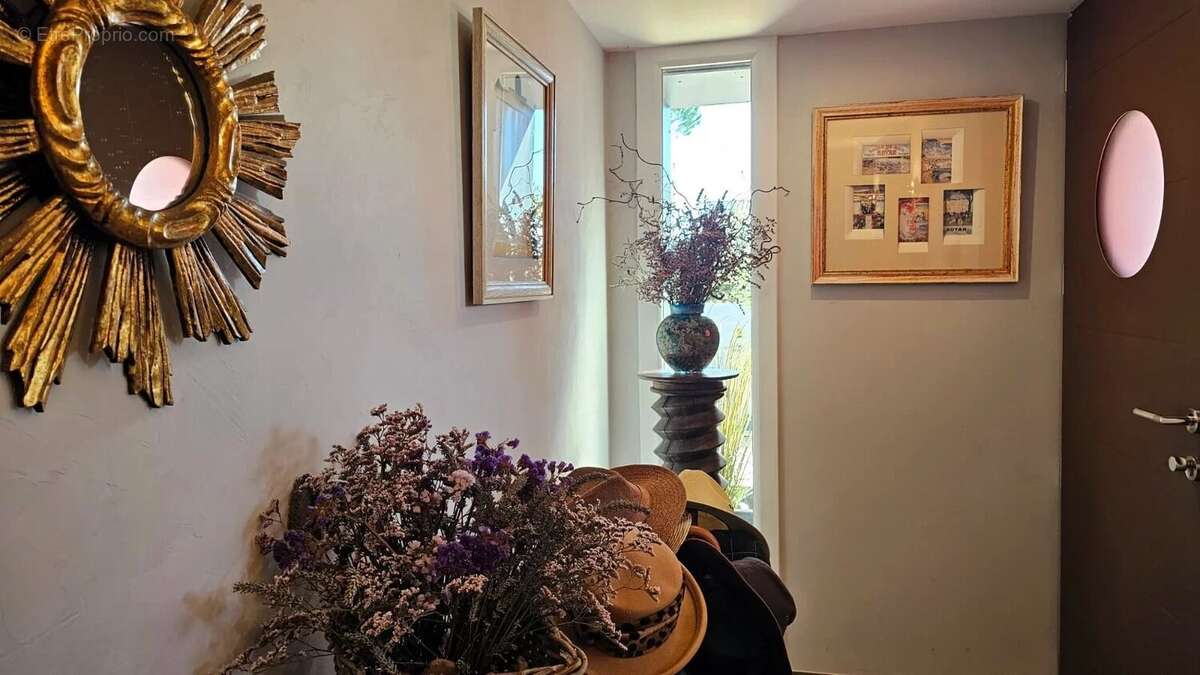 Maison à VAUX-SUR-MER