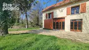Maison à LEYRIEU