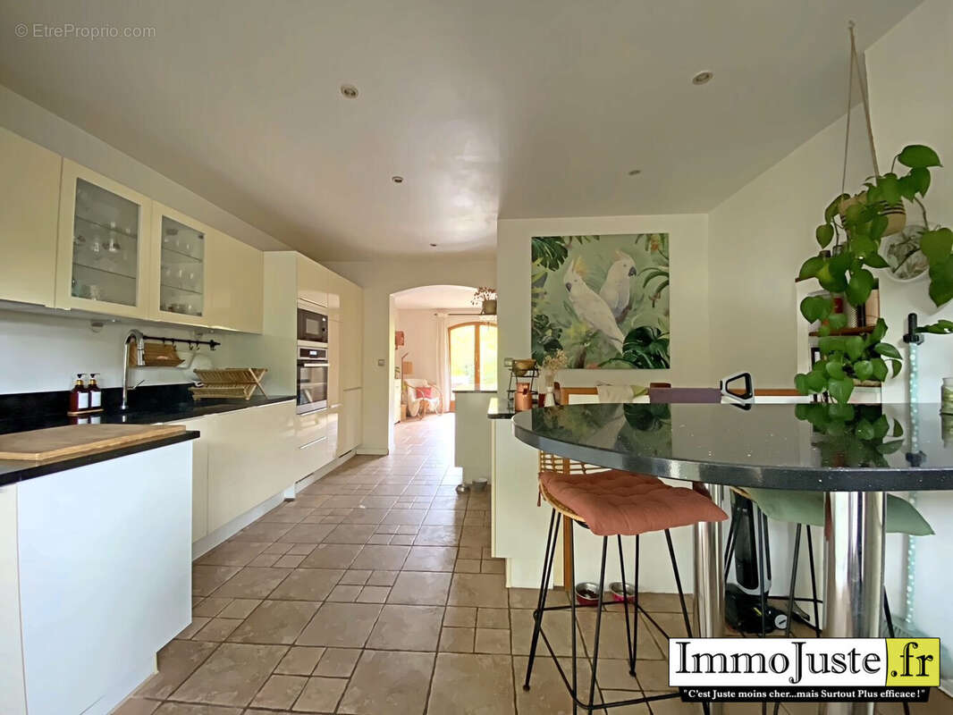 Maison à LEVIS-SAINT-NOM