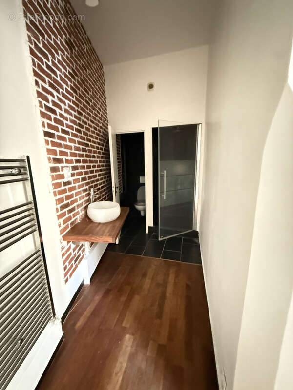 Commerce 75 m² à Paris-3e  - photo 6