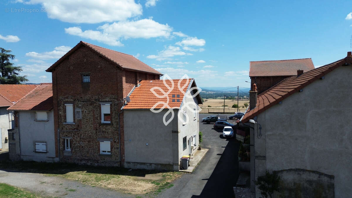 Charmante maison de village à Vergongheon   Un cocon familial plein de potentiel ! - photo 24