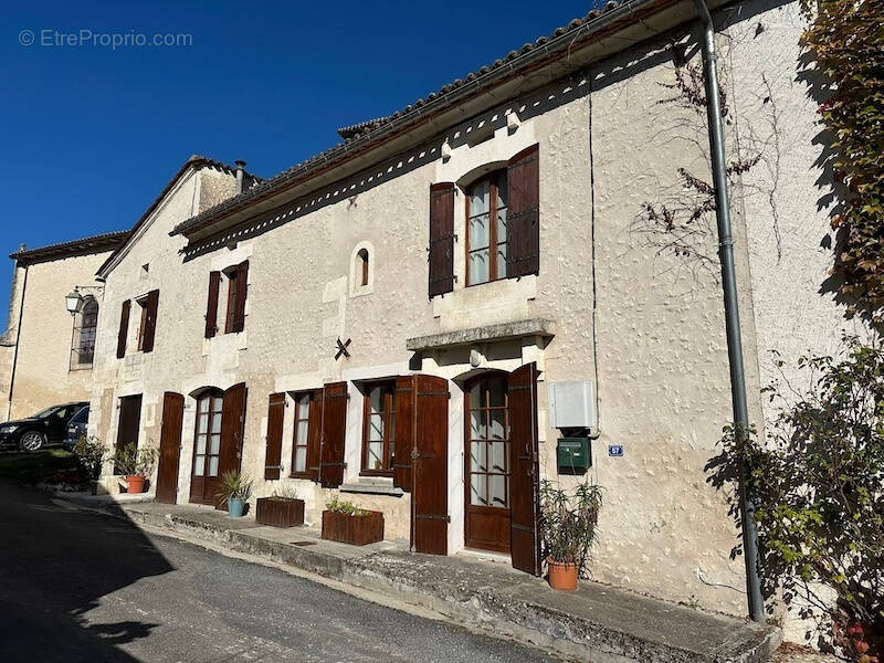 Maison à SAINT-PAUL-LIZONNE