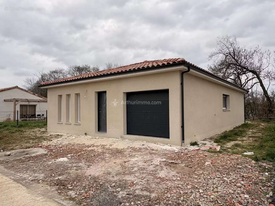 Maison à BRENS