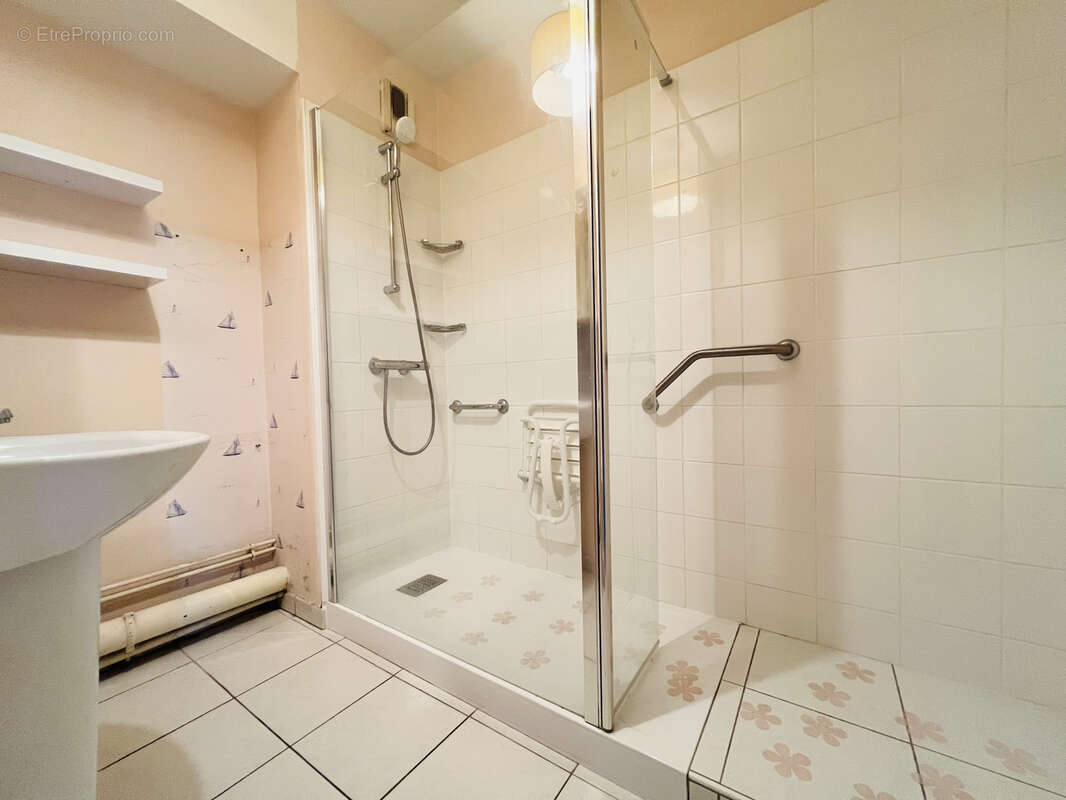 Appartement à AUNEAU