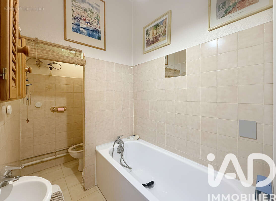Photo 9 - Appartement à MARSEILLE-5E