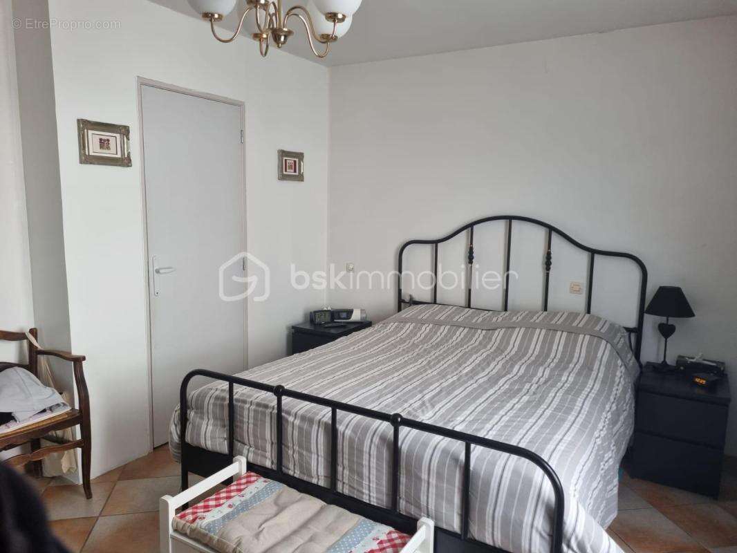 Maison de Bourg avec Grand Jardin et Studio Indépendant - photo 11