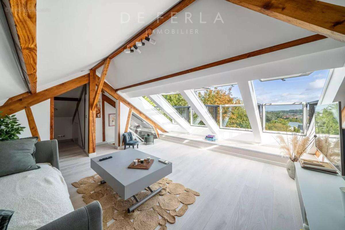 Garches - Villa d'exception 370m2 - Golf de Saint-Cloud - photo 13