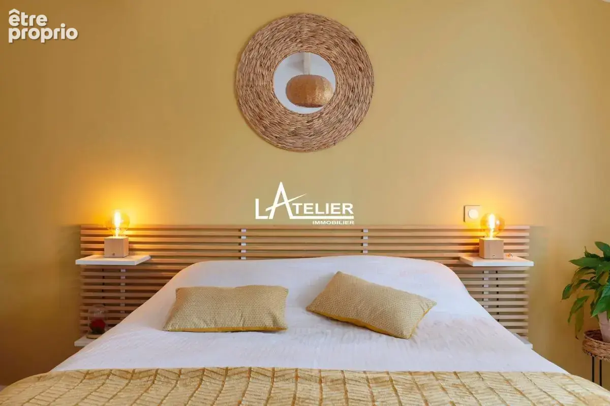 Maison rénovée de 150 m² – 5 chambres – terrain 950 m² - photo 6