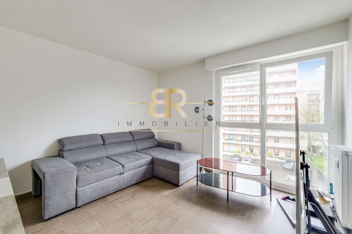 Appartement à COLOMBES