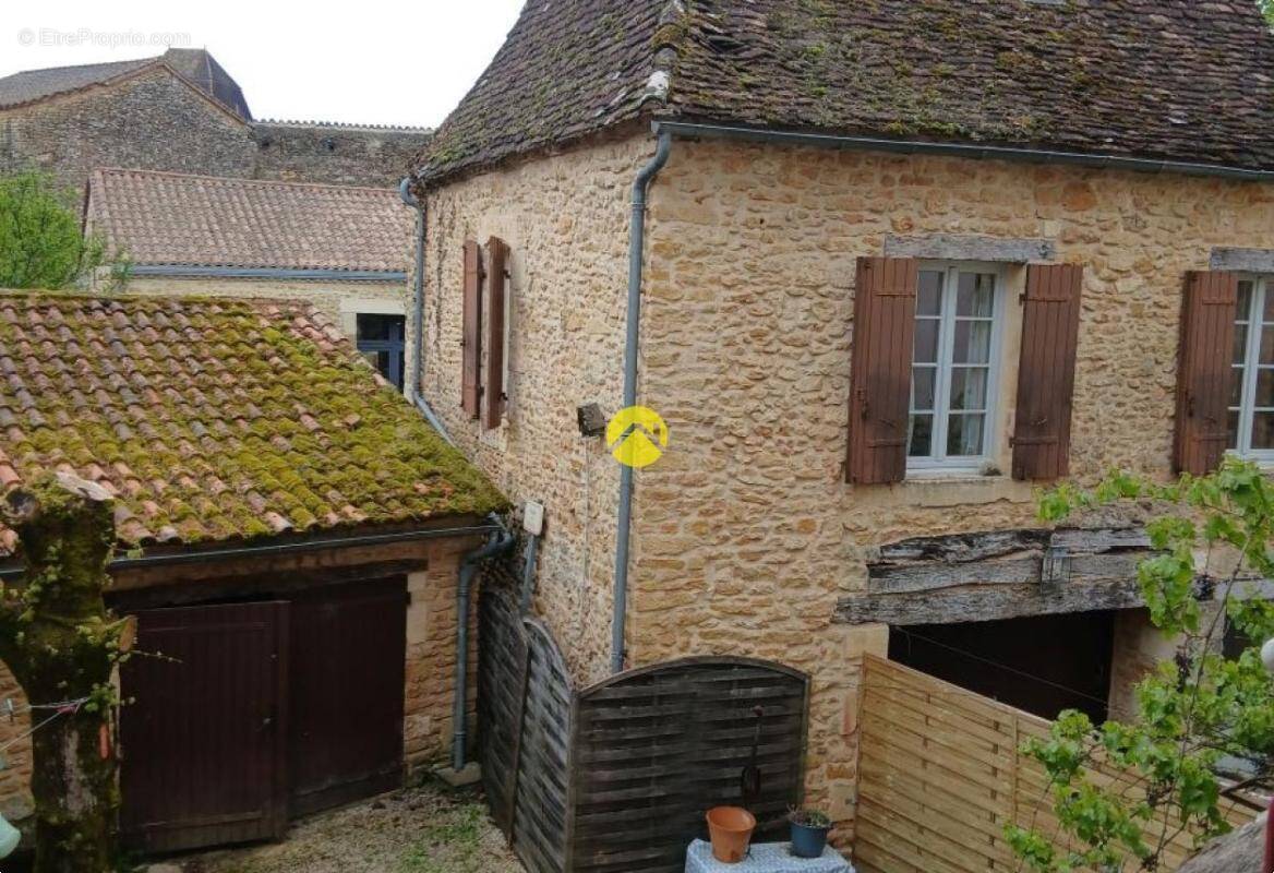 Maison à SAINTE-ALVERE