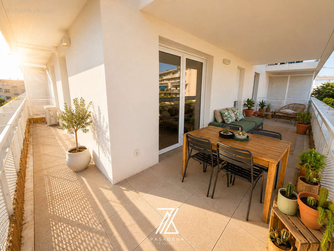 Vente appartement T3 65 m2 Montpellier Près d'arènes Nouvelle Mairie Port Marianne - photo 4