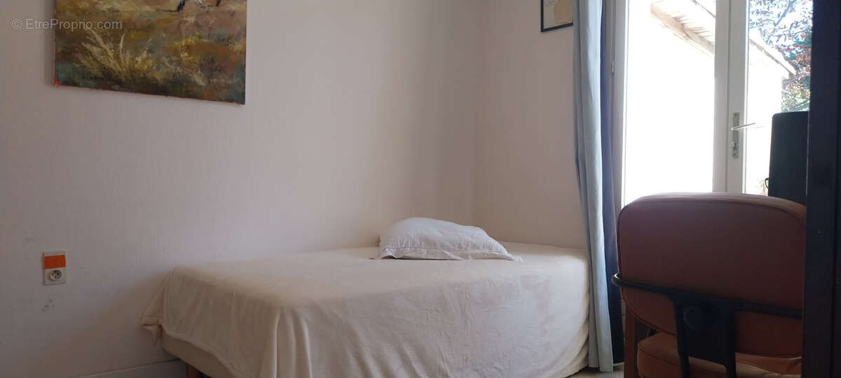 Maison à FONTVIEILLE