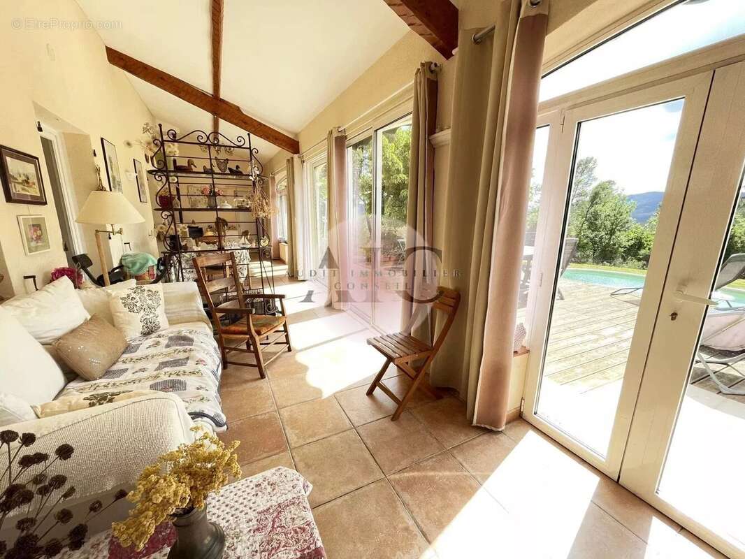 Maison à SAINT-PAUL-EN-FORET