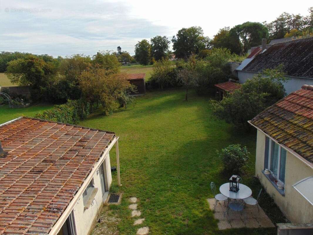 Photo 8 - Maison à CORQUILLEROY