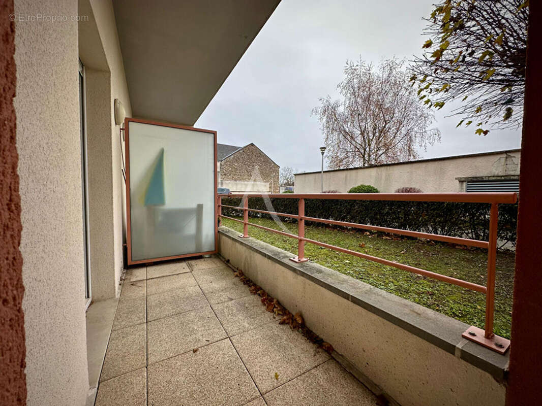 Appartement à MAINVILLIERS