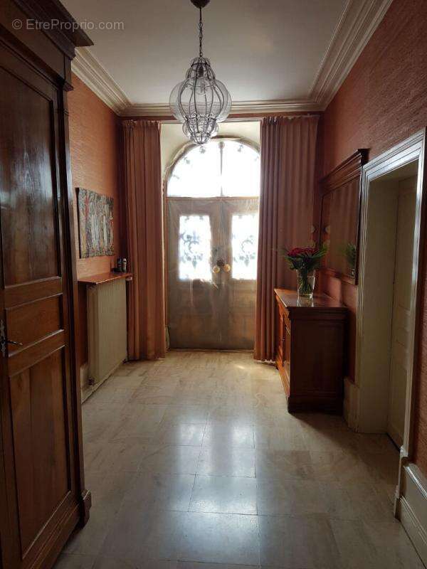 Maison à COULONGES-SUR-L'AUTIZE