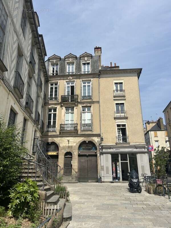 Beau studio refait a neuf de 27m2 en plein centre ville de rennes - photo 4