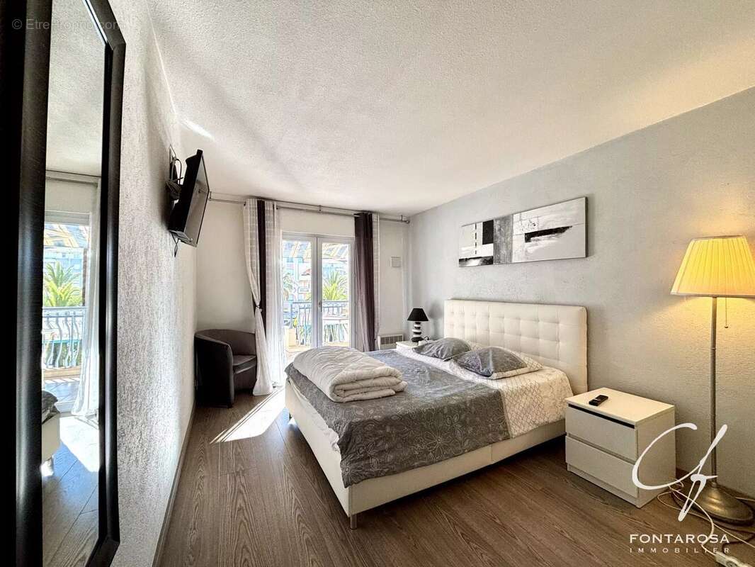 Appartement à FREJUS