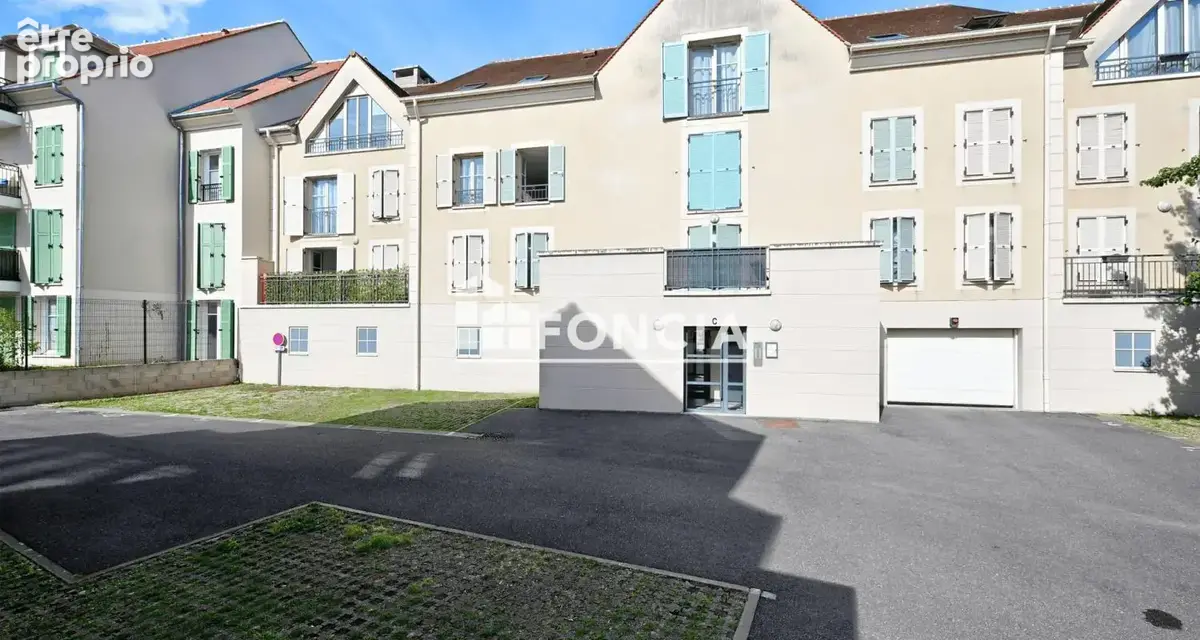 À VENDRE – Appartement 2 pièces avec parking privé – Centre d’Osny - photo 1