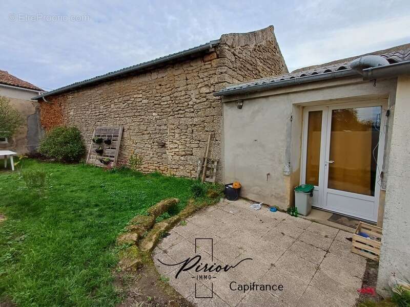 Appartement à DOUE-LA-FONTAINE