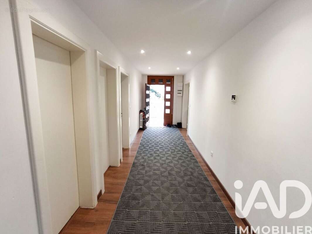 Maison 180 m² à Ambazac  - photo 9