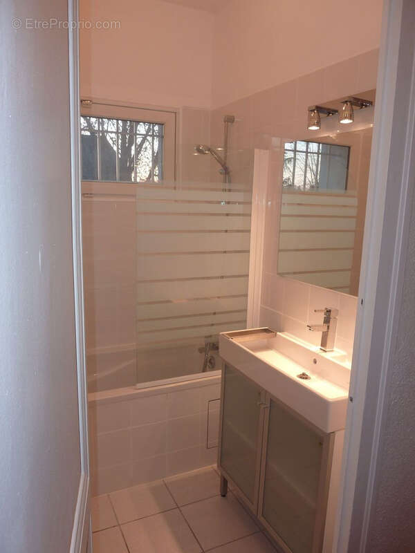 Appartement à SAINT-JUST-SAINT-RAMBERT